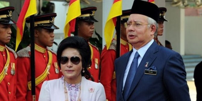PM Najib dan istri (gambar : merdeka.com)