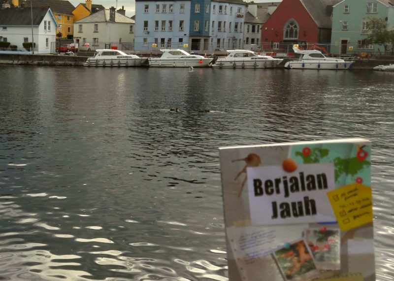 review buku berjalan jauh fauzan mukrim