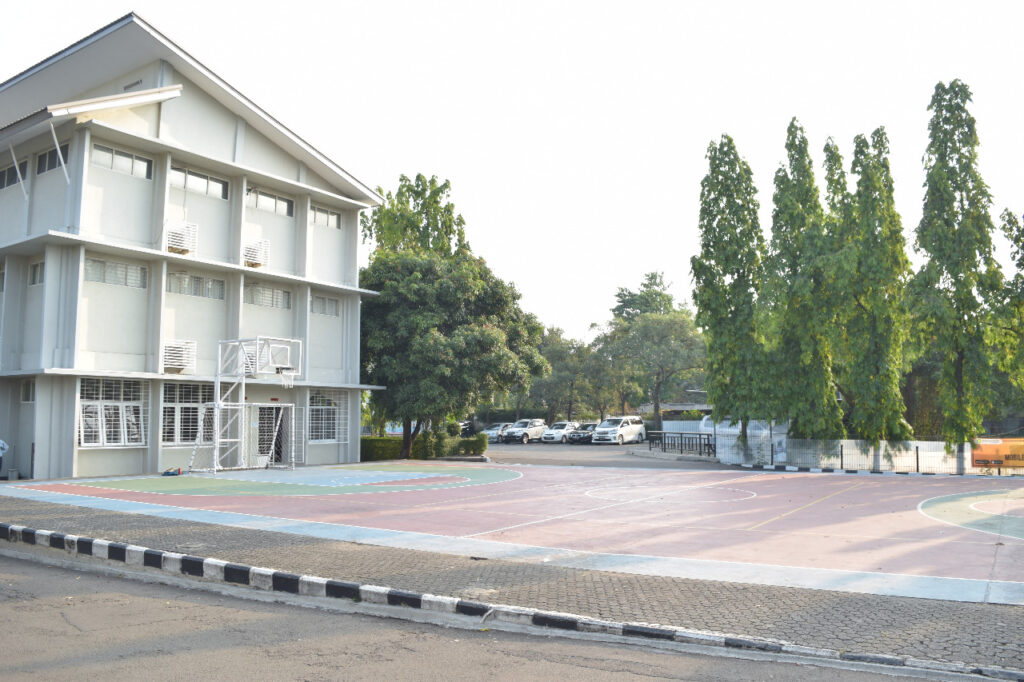 Lapangan SMP Bakti Mulya 400